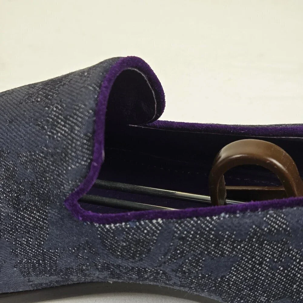 Robert Graham size 11